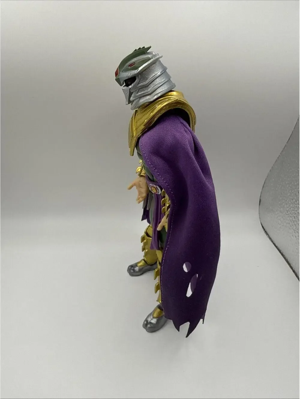 Hasbro Power Rangers X TMNT Lightning Collection Morphed Shredder Action Figure
